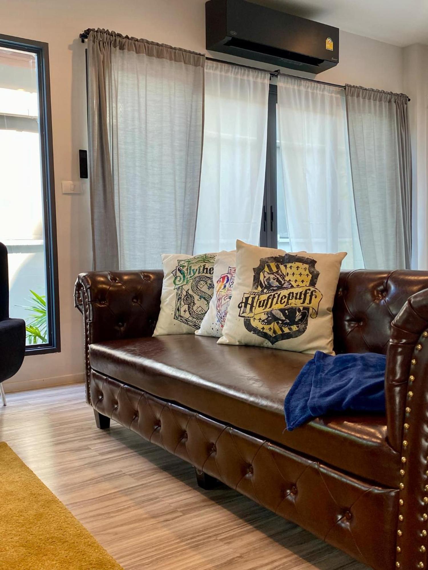 Stylish2bd Pool&gym Near Airport Hébergement de vacances Bangkok